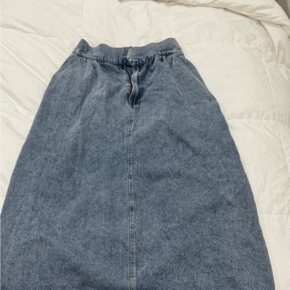 Denim Midi Skirt in Washed Blue
